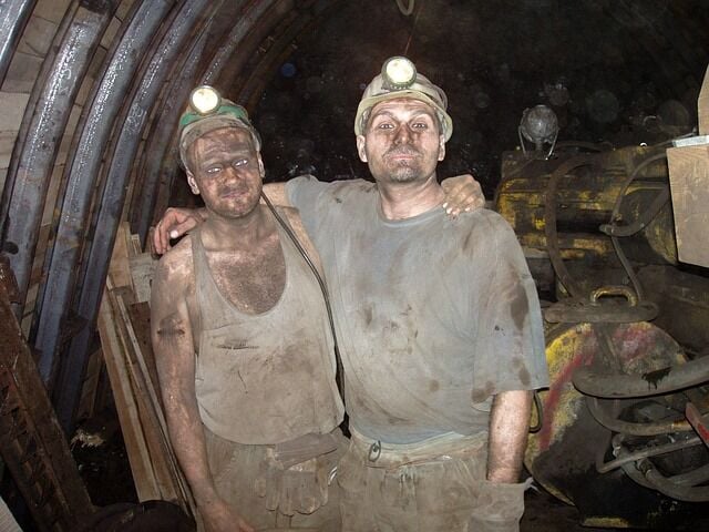 Miners with Black Lung: How Are Healthcare Costs Covered
